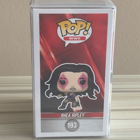Funko Pop WWE Rhea Ripley Chase Blacklight Limited Edition #193 w/ Protector - Picture 4 of 7